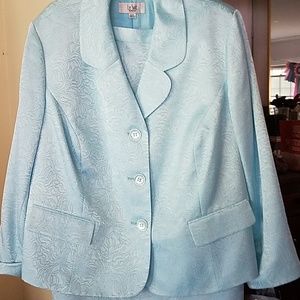 NWT baby blue LeSuit sz 24 skirt suit with pocket